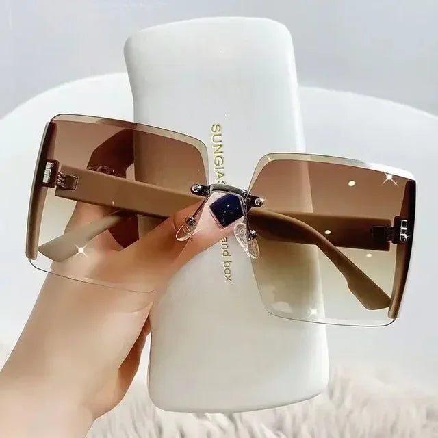 Sunglasses for men and women